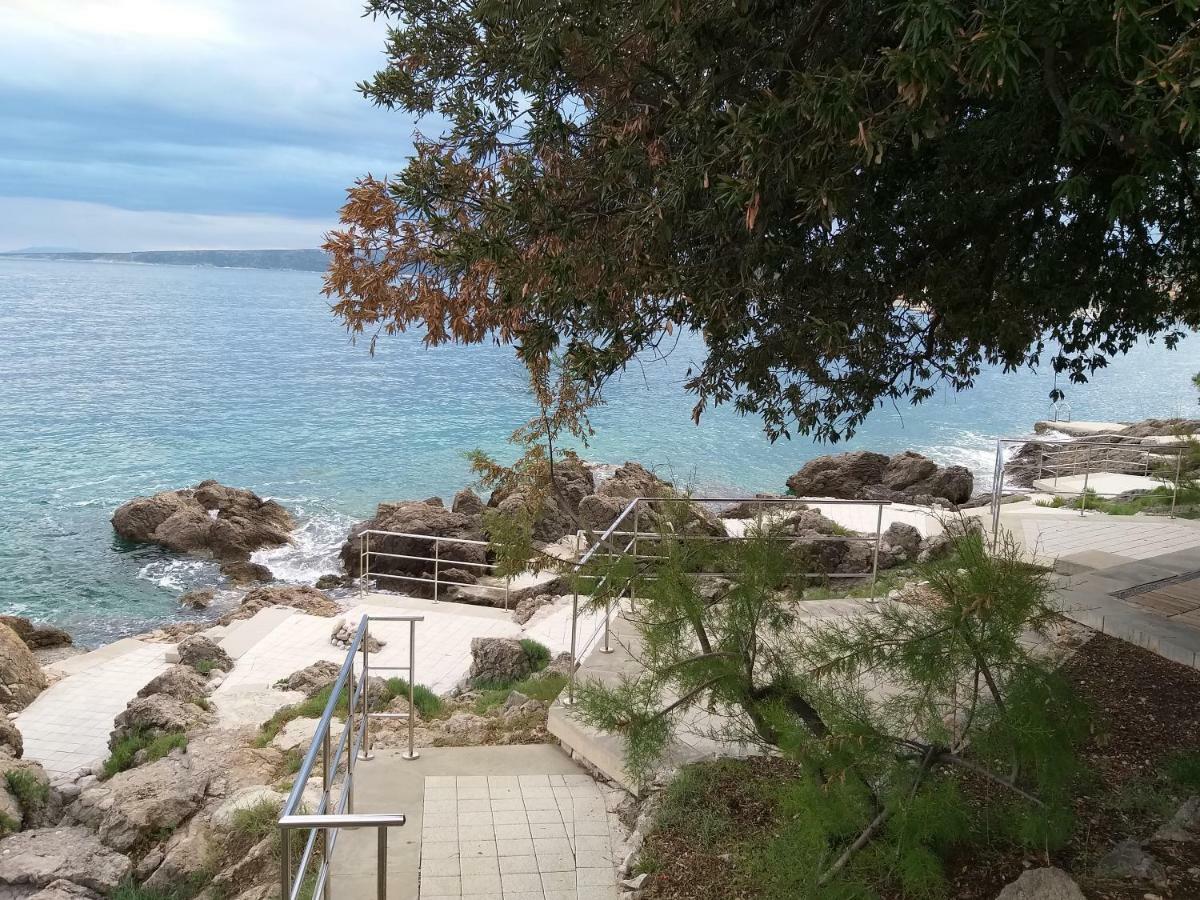 Apartments Dunoti Krk Town Exterior foto